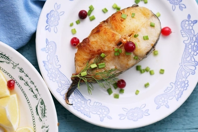 Fried Fish with Garlic Sauce